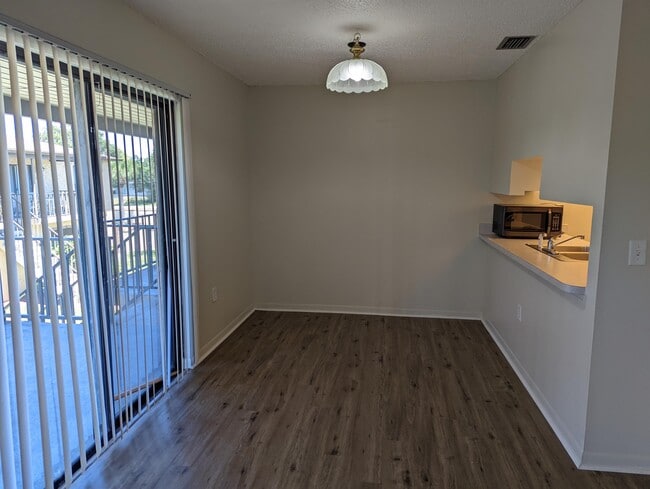 Building Photo - 228 San Paulo Cir