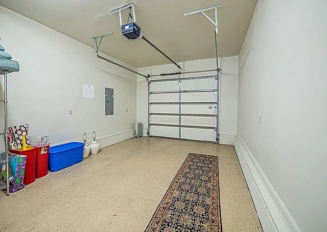 Building Photo - 581 Cedar Creek Rd