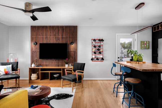 Building Photo - 4939 17th Rd N