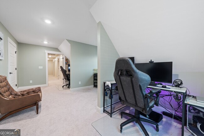 Building Photo - 1270 Legend Dr