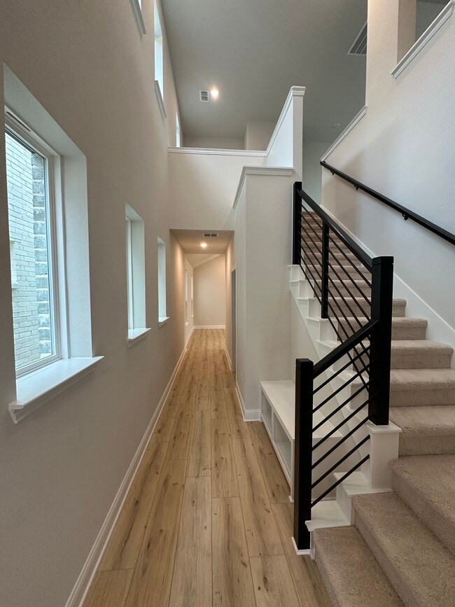 Building Photo - 10999 Tall Timbers Trl