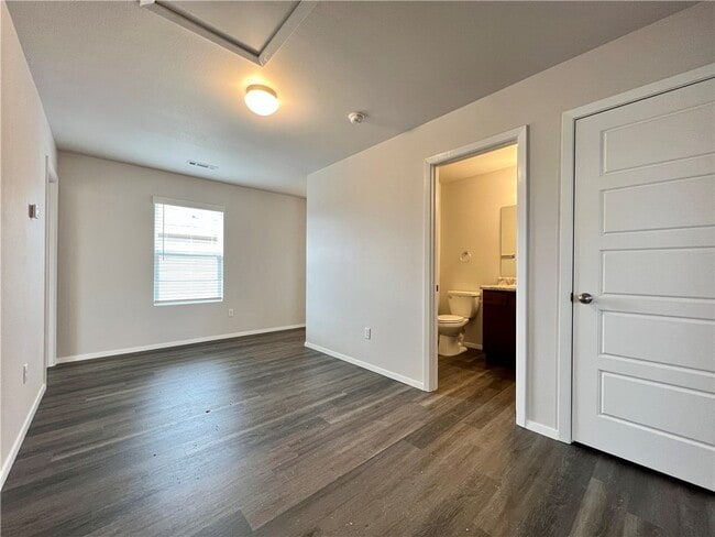 Building Photo - 3281 Red Tail Wy