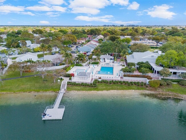 Building Photo - 15006 SW 141st Ct