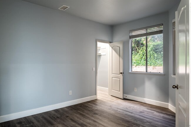 Building Photo - 2930 Doreet Way