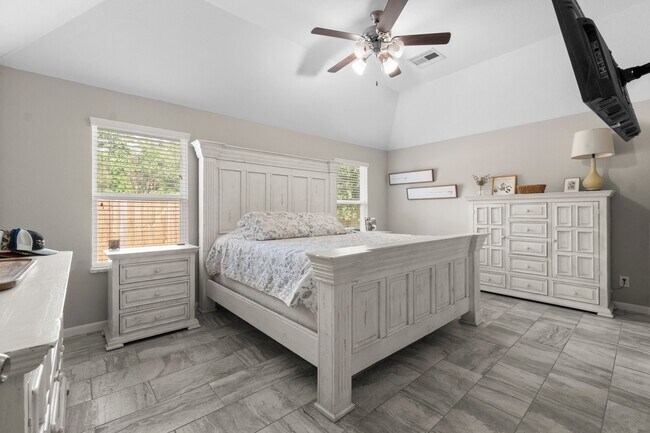 Building Photo - 28987 Birch Green Way
