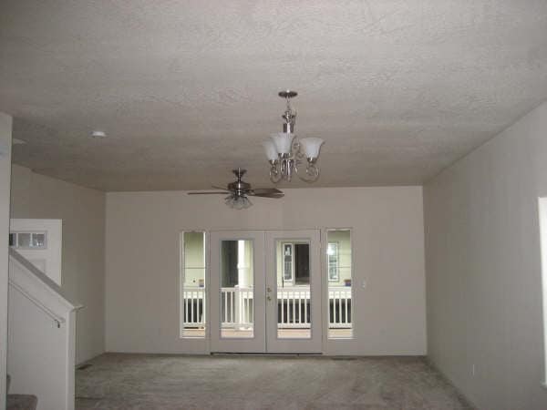 Building Photo - 248 Hiatt Ln