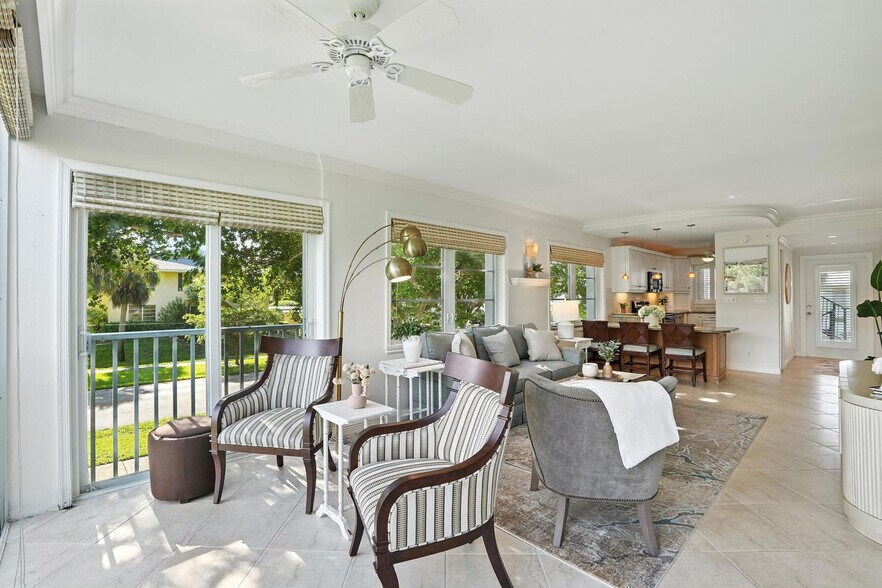 Building Photo - 636 Broad Ave S