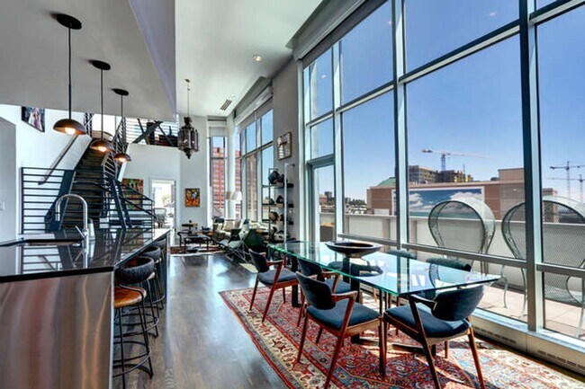 Building Photo - Denver Art Museum Penthouse Available NOW!!
