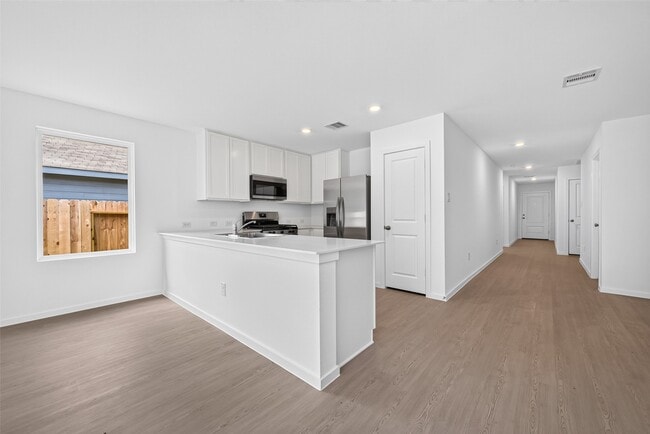 Building Photo - 25568 Rose Creek Dr