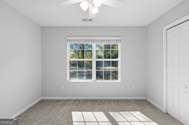 Building Photo - 47 Matthews St