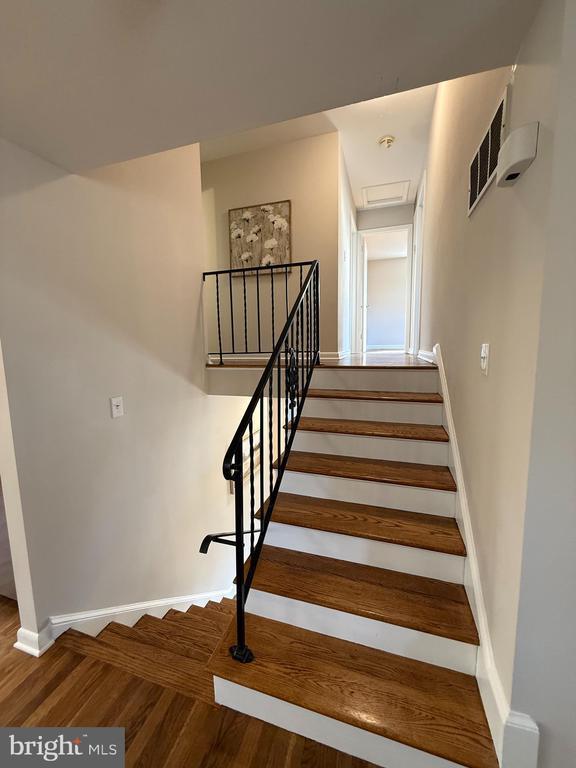 Building Photo - 1101 Dead Run Dr