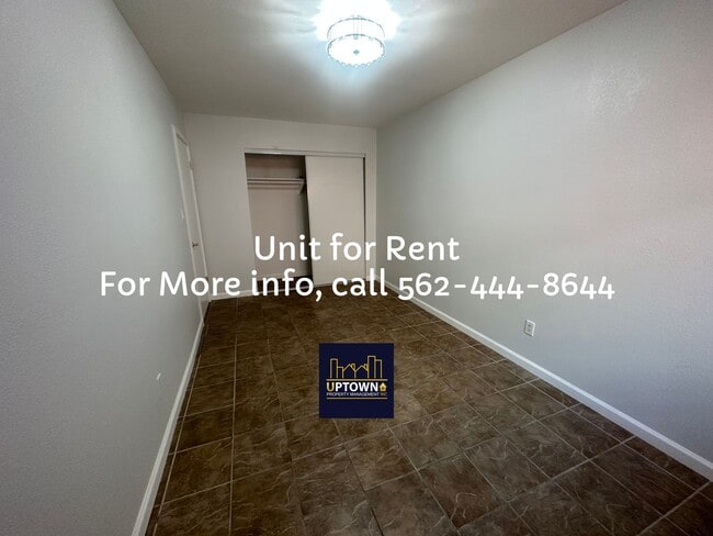Building Photo - Apartment - 2 Bedrooms / 1 Bath - La Habra