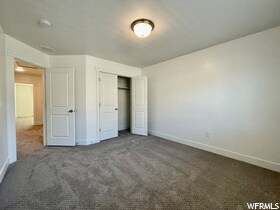 Building Photo - 899 N 1120 E