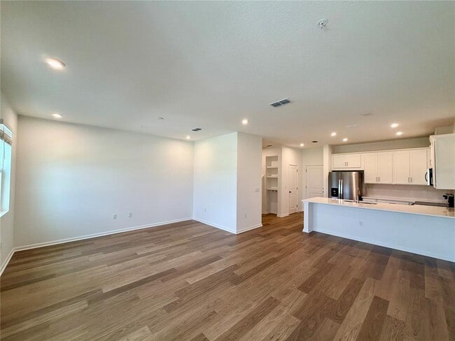 Building Photo - 10059 Gazebo Aly