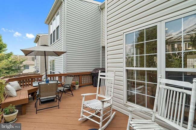 Building Photo - 4035 Timber Oak Trl