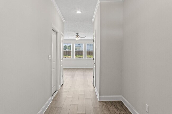 Building Photo - 912 Newburn Dr