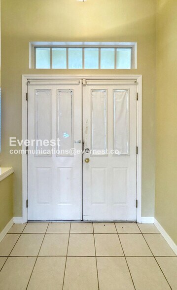 Building Photo - 7002 Potomac Cir