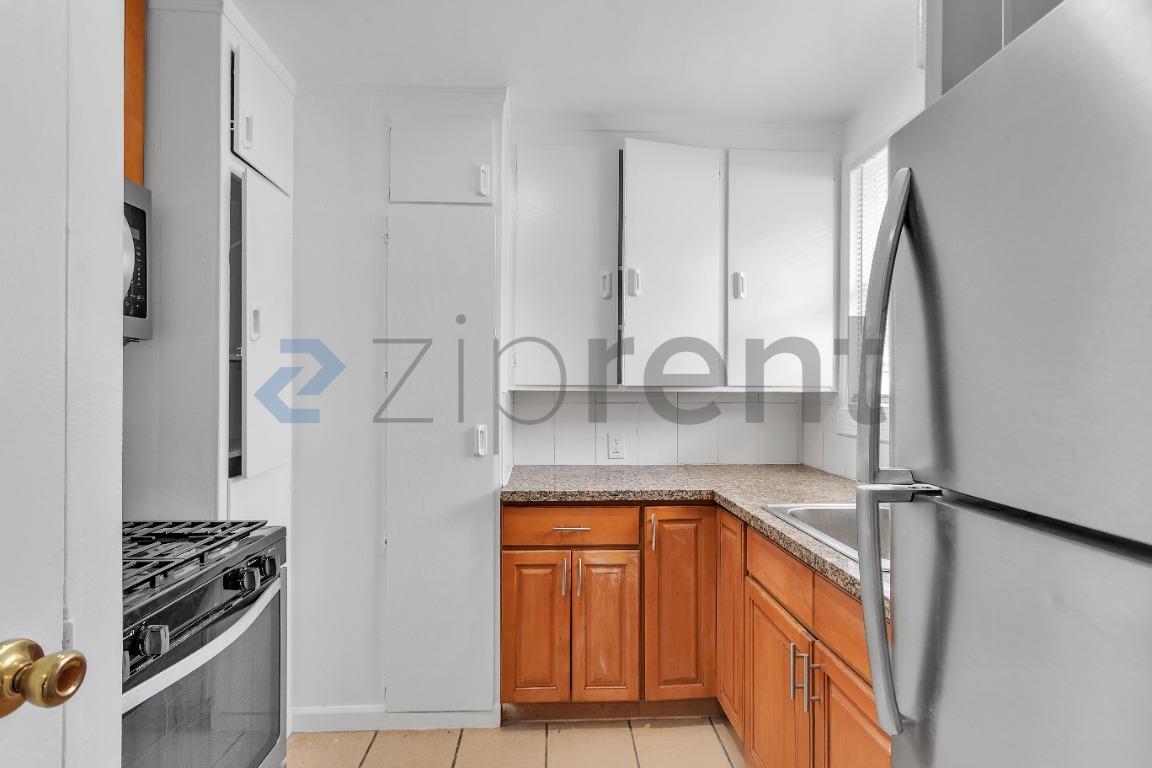 Building Photo - 2012 Cavallo Rd