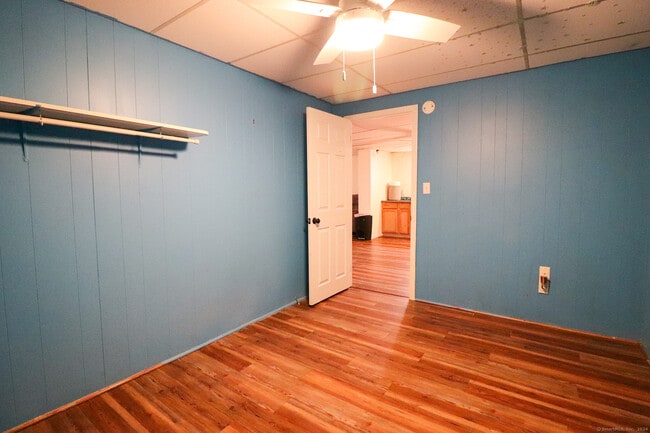 Building Photo - 63 Home Ave