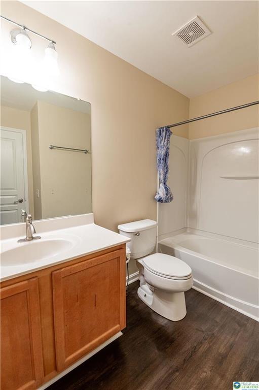 Building Photo - 8475 Putnam Ct