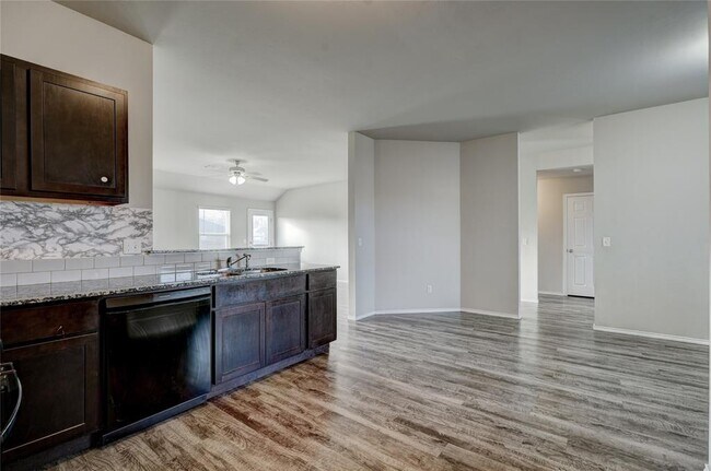 Building Photo - 10620 SW 23rd Ter