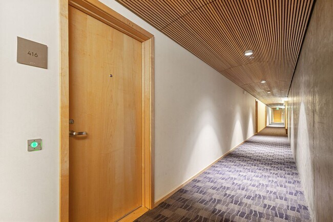 Building Photo - South Beach: Unfurnished 2-Story Condo nea...
