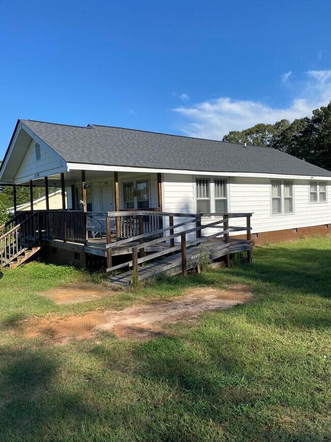 Fantastic Location & Price 3796 Old Greenville Hwy Central SC 29630