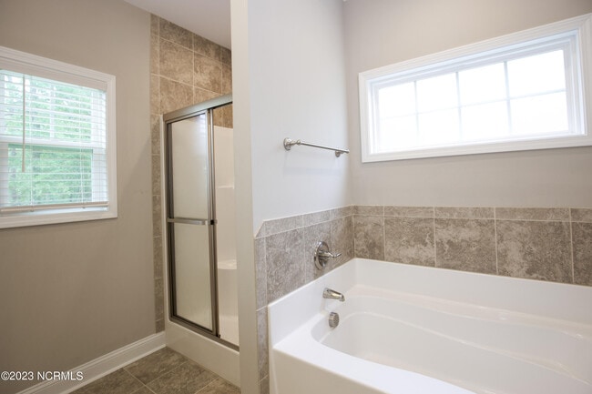 Building Photo - 721 Thrush Dr