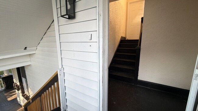 Building Photo - 3411 Duvall Ave