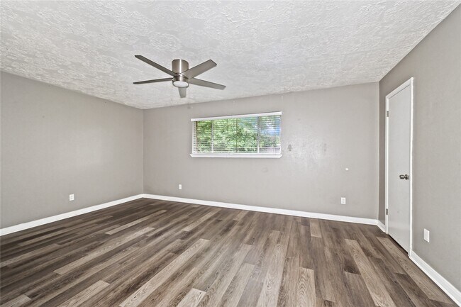 Building Photo - 7310 Kite Hill Dr
