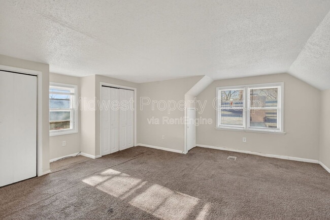 Building Photo - 9923 Jeffrey Dr