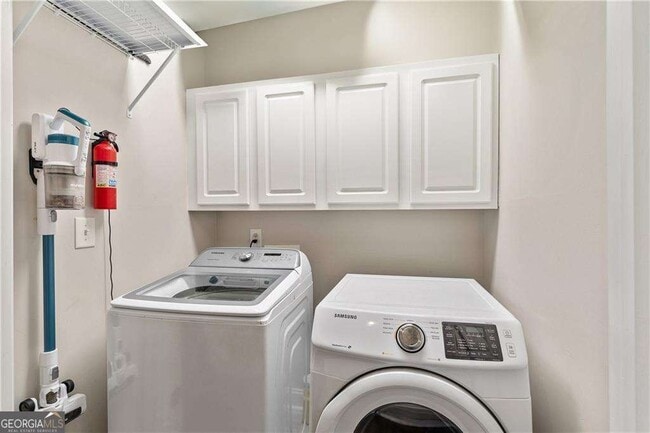 Building Photo - 203 Lenox Dr