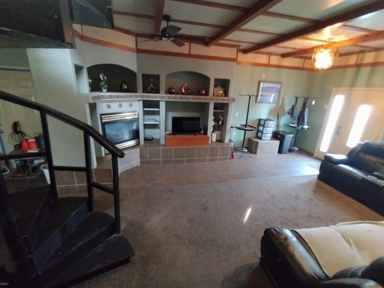 Building Photo - 1680 E Alder St