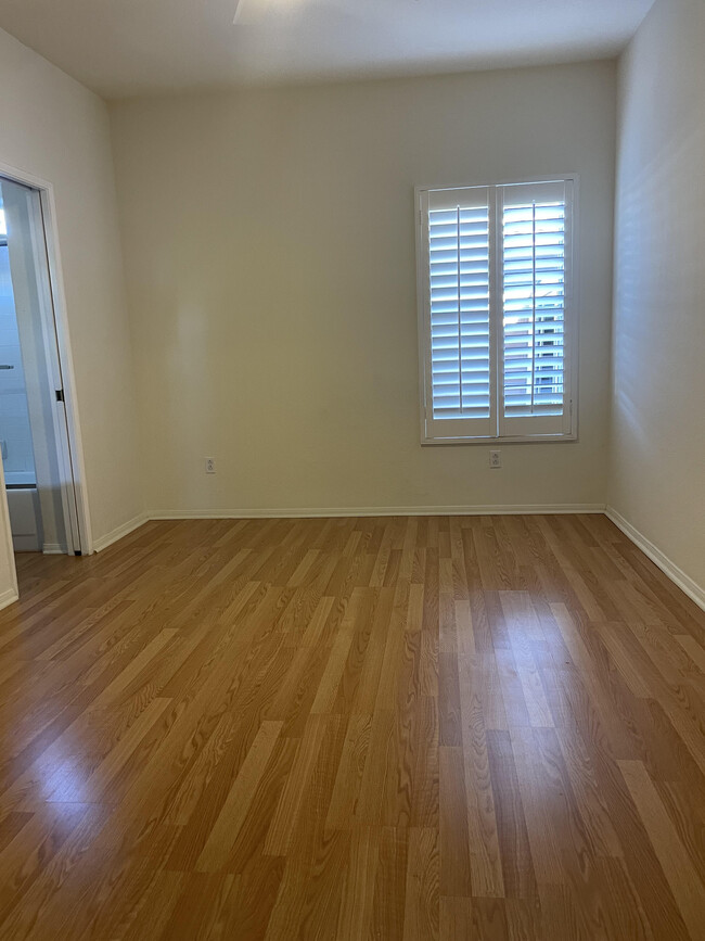 Second Bedroom - 44425 Kings Canyon Ln