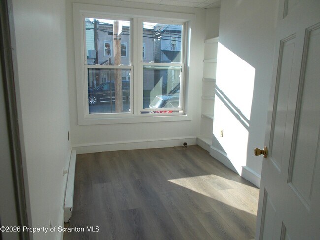 Building Photo - 711 Pittston Ave