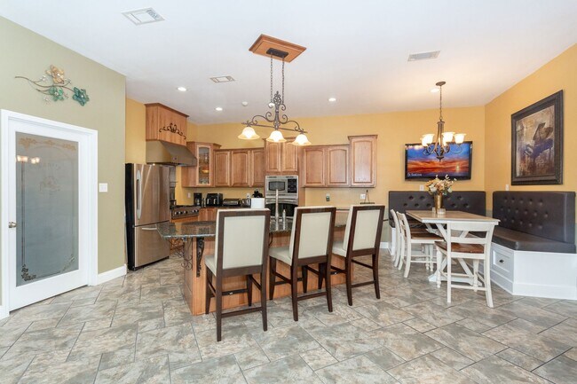 Building Photo - 3 Bedroom House in Addis with Pool, Gazebo...