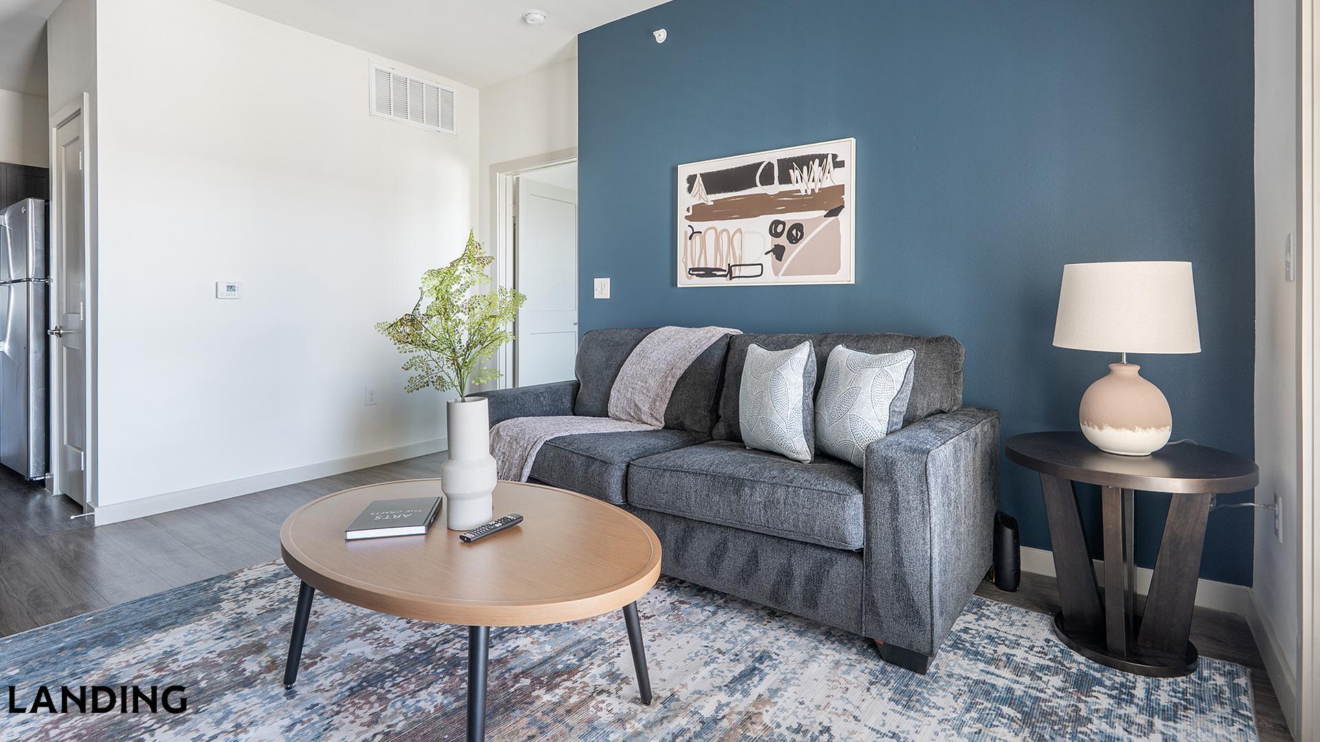 Building Photo - 2825 Main St