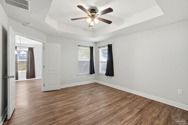 Building Photo - 8105 Nalo Creek Loop