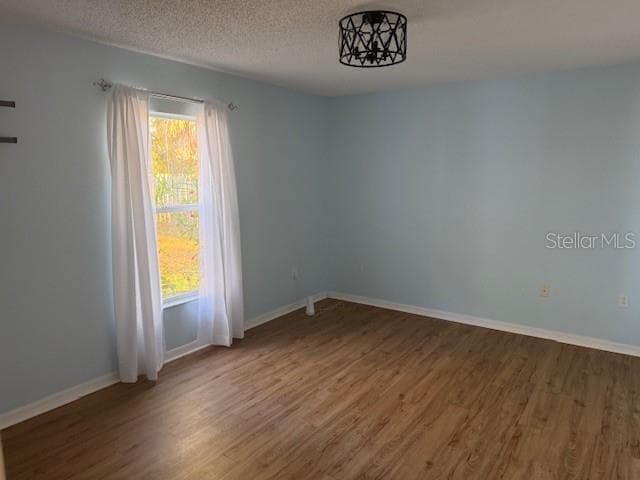 Building Photo - 41 Pershing Ln