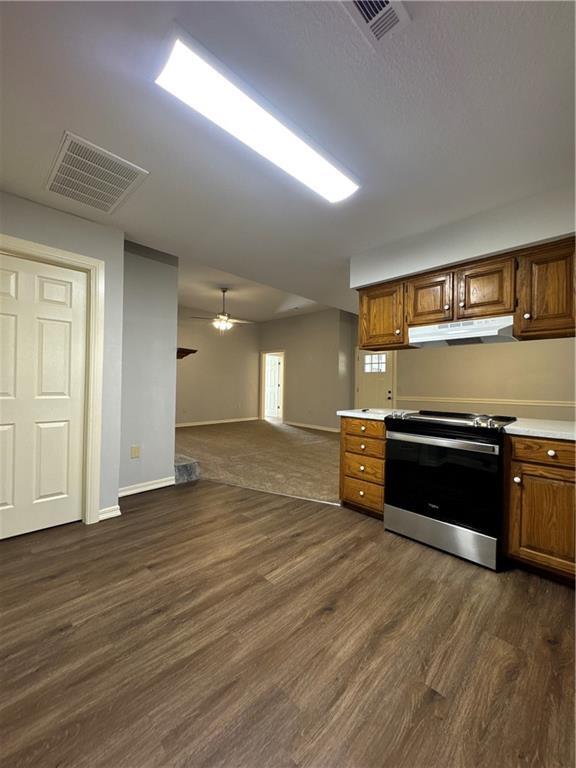 Building Photo - 3341 E Wyman Rd