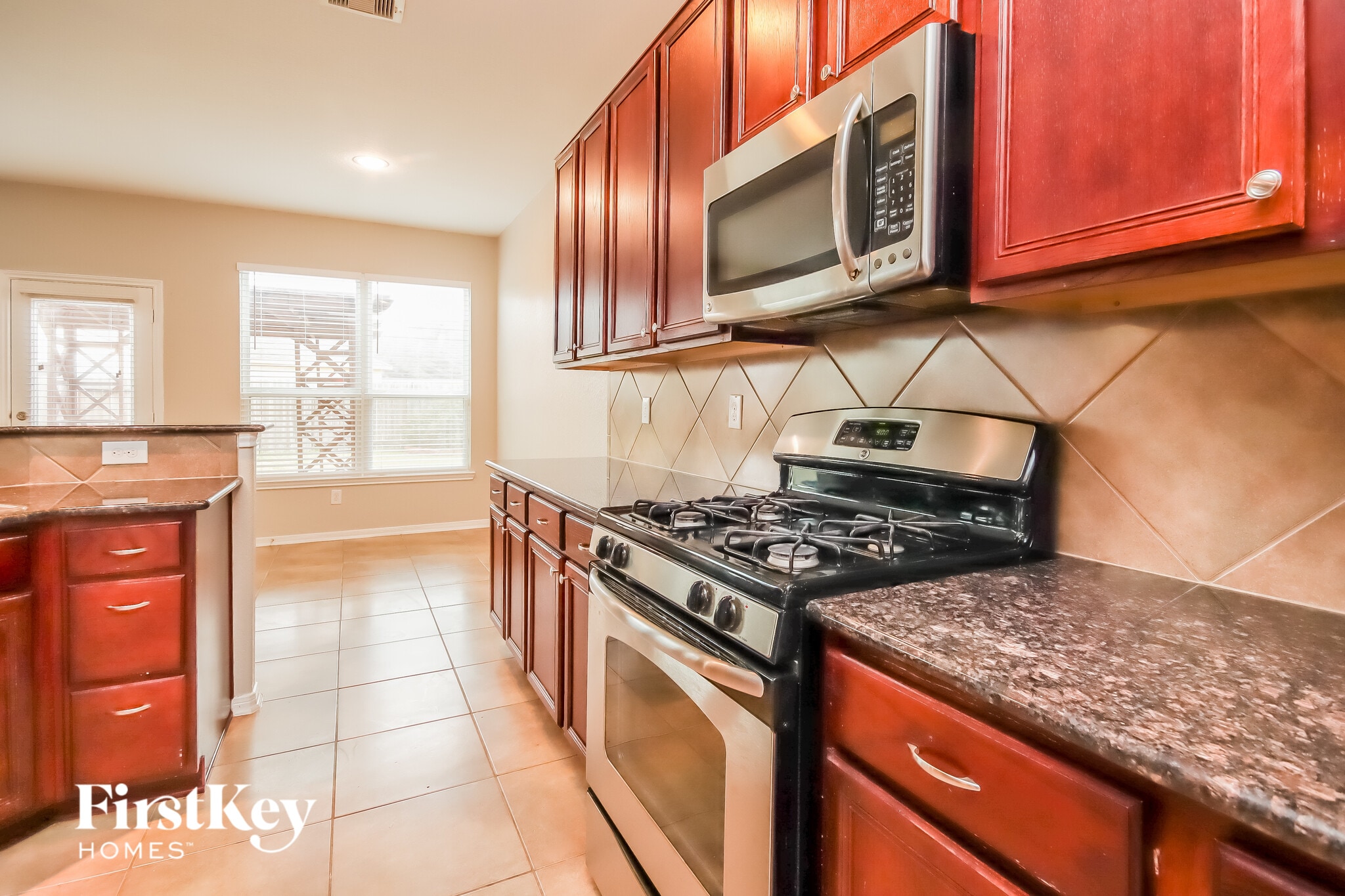 Building Photo - 6707 Level Pond Ln