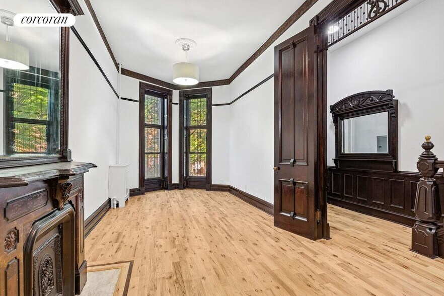 Building Photo - 416 3rd St