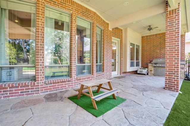 Building Photo - 5902 Arrowhead Dr