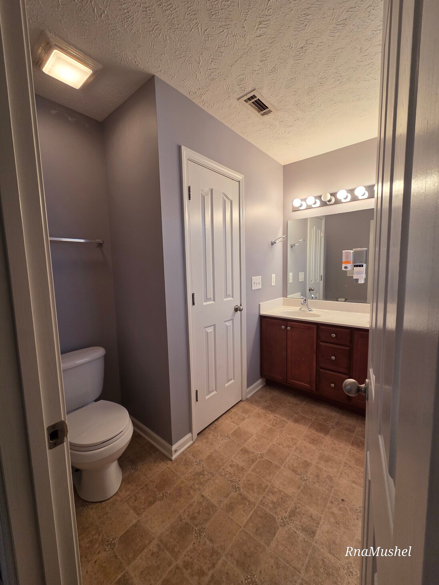 Master Bathroom - 330 Sarna Dr