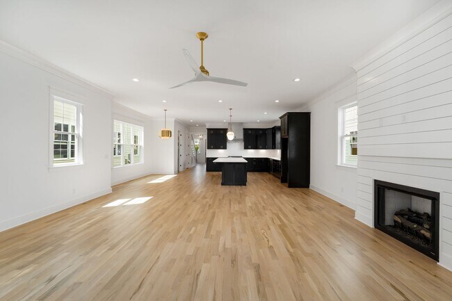 Building Photo - Beautiful home in The Nations!  4 bedrooms and 3 bathrooms in well sought after area.