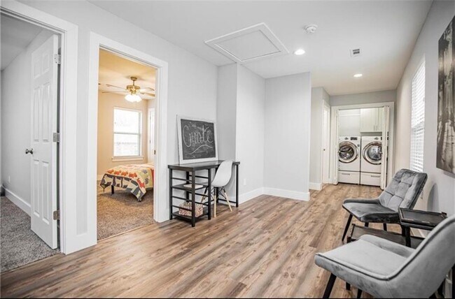 Building Photo - 43 Allendale Dr