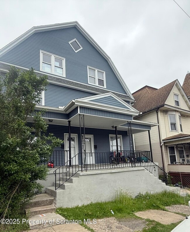 Primary Photo - 508 Harrison Ave