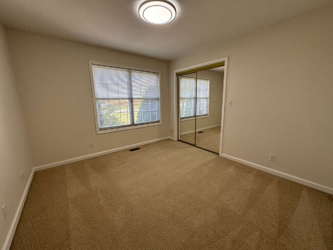 Building Photo - 4 Bedrooms, Big Yard & Top Schools – Don’t Miss This Chatham Beauty!