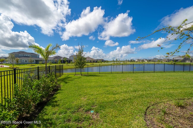 Building Photo - 3233 Casare Dr