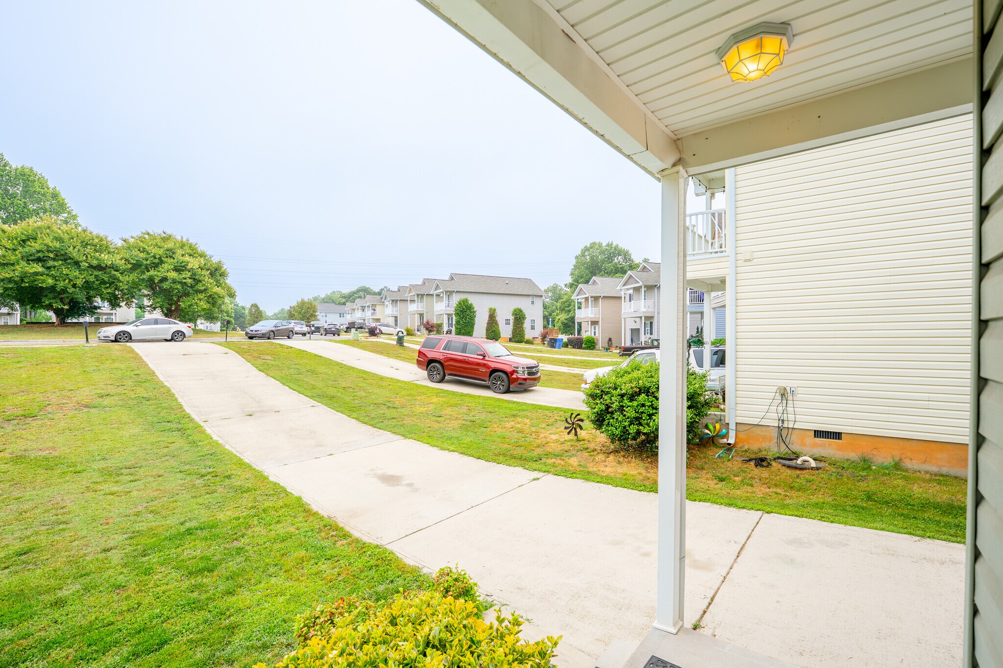 Building Photo - 131 High Bluff Cir